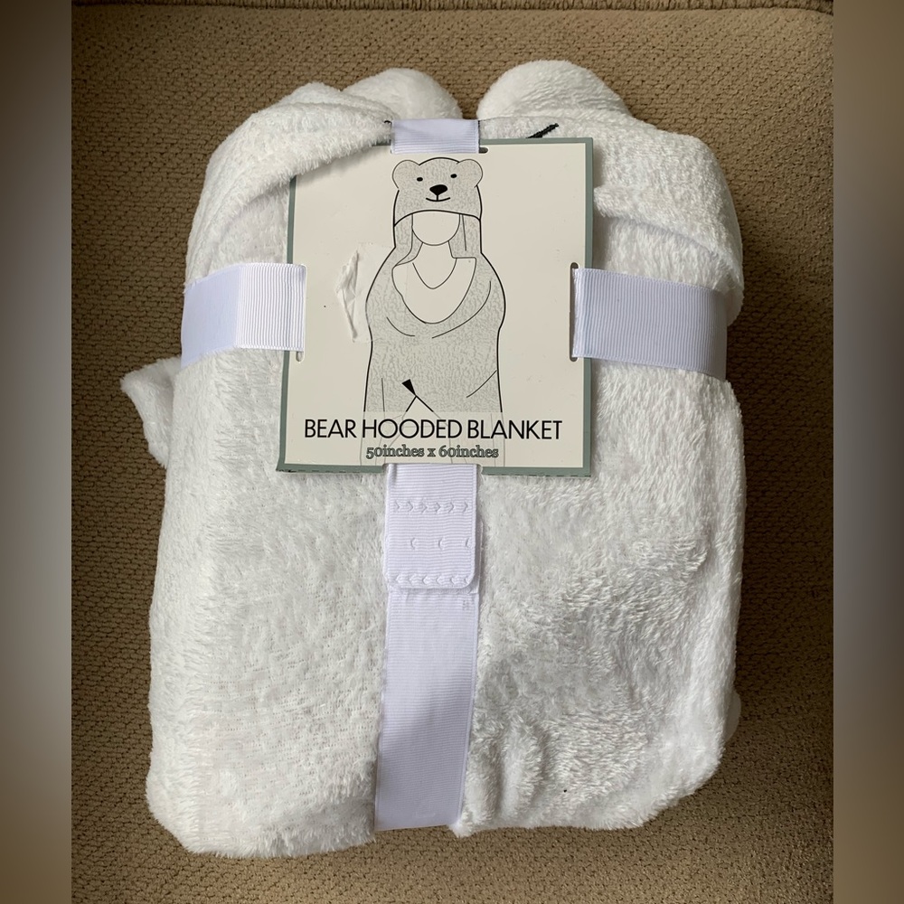Bear Hooded Blanket